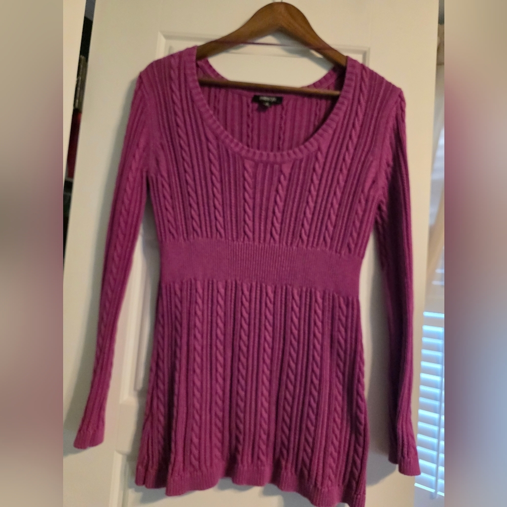 metrostyle Fuchsia Cable Knit Sweater